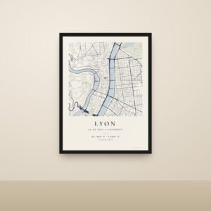 Affiche carte personnalisée de Lyon dans un cadre en bois noir